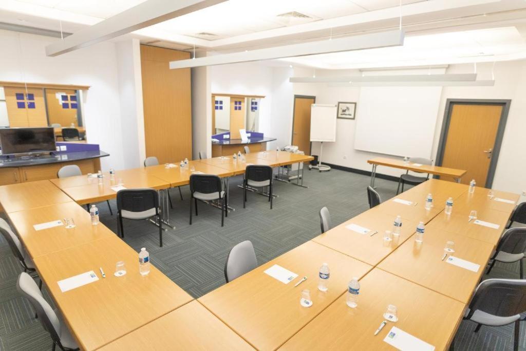Chati-Bourg Citea Express Dayuse - Suite 3 Pieces W -- 25 Min Paris Montparnasse -- 15 Min Velizy Châtillon Εξωτερικό φωτογραφία